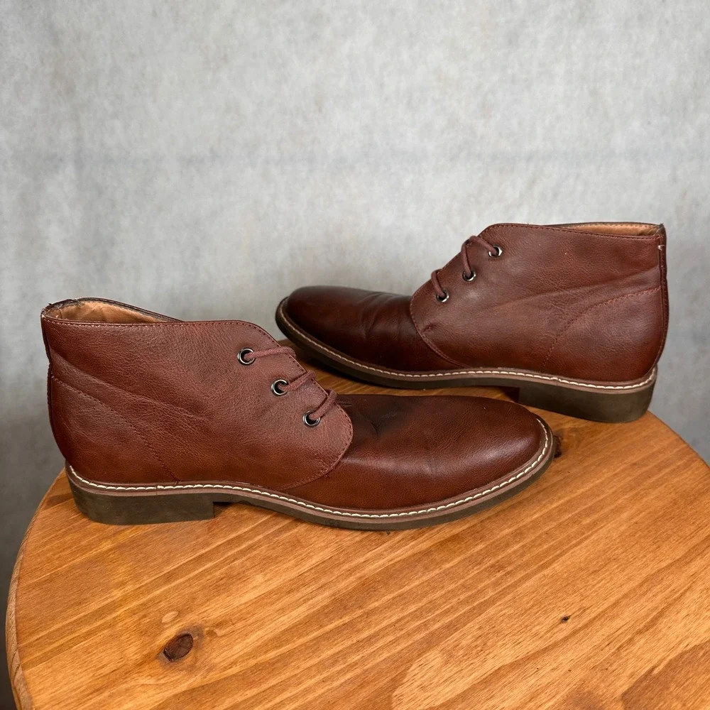 Guess Joey Chukka Boots Mens 9 Brown Good Faux Leather Lace Up Ankle GMJOEYS-R